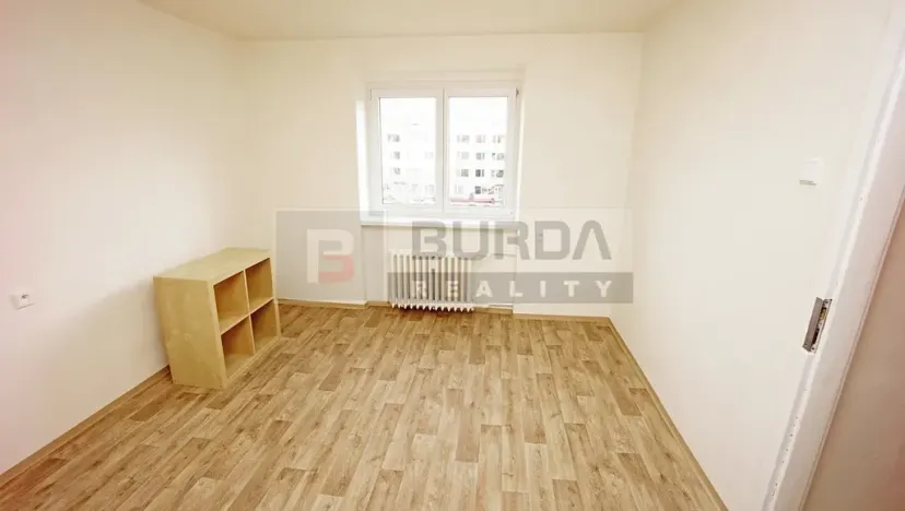 Pronájem bytu 1+1, Neratovice, 27 m2