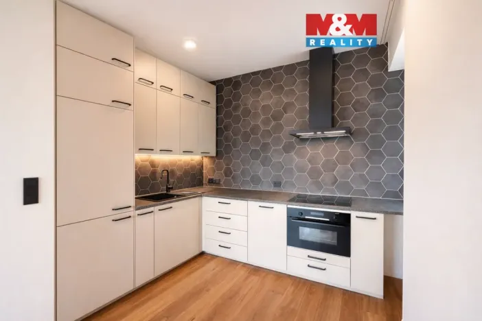 Pronájem bytu 2+kk, Praha - Radlice, Na Farkáně III, 55 m2