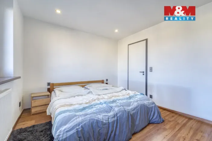 Prodej bytu 4+kk, Nezvěstice, 74 m2