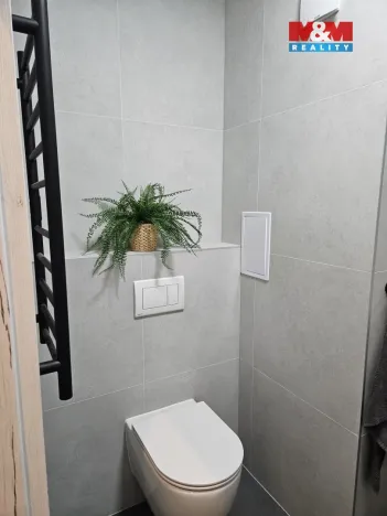 Pronájem bytu 2+kk, Plzeň, Lobezská, 46 m2