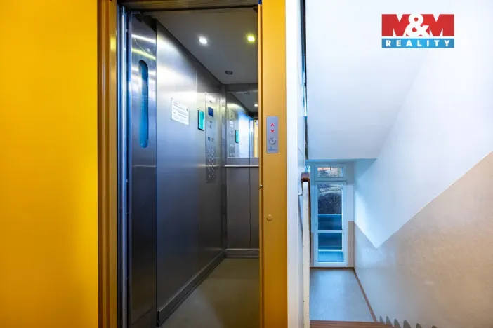 Prodej bytu 2+1, Jablonec nad Nisou, Liberecká, 62 m2