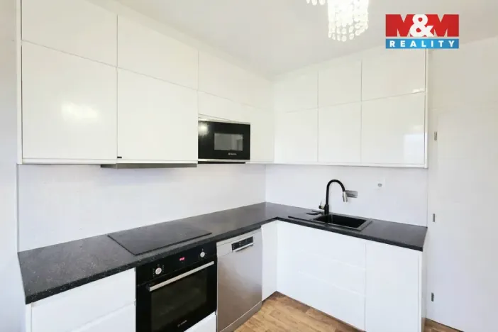 Prodej bytu 2+1, Praha - Černý Most, Bryksova, 58 m2