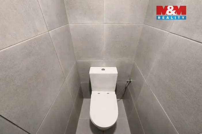 Pronájem bytu 5+kk, Praha - Libeň, Kovanecká, 85 m2