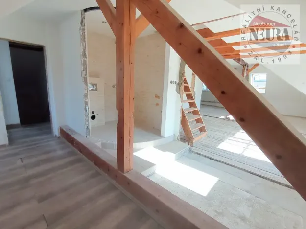 Prodej půdního prostoru, Praha - Dejvice, České družiny, 106 m2