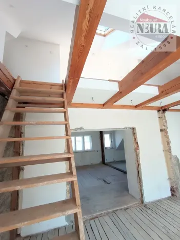 Prodej půdního prostoru, Praha - Dejvice, České družiny, 106 m2