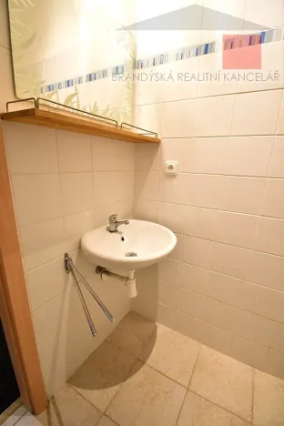 Pronájem bytu 1+kk, Praha - Vysočany, Na břehu, 37 m2