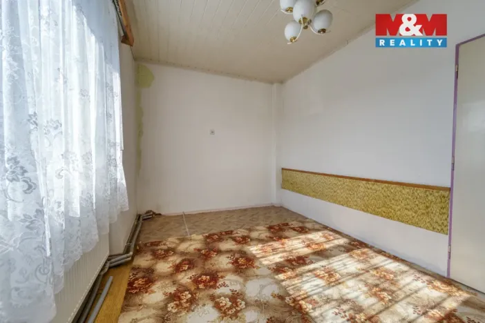 Prodej rodinného domu, Kladruby, Husova, 131 m2