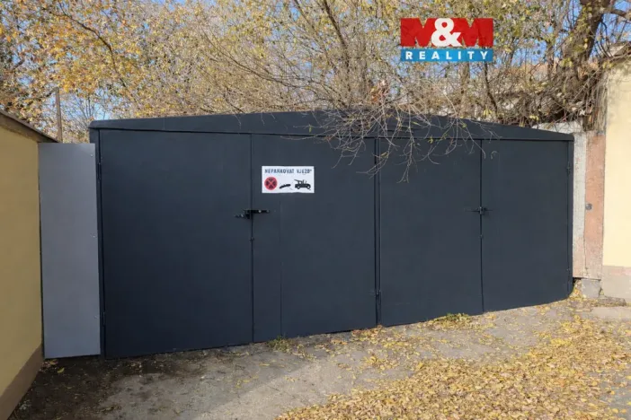 Prodej garáže, Praha, Závišova, 50 m2