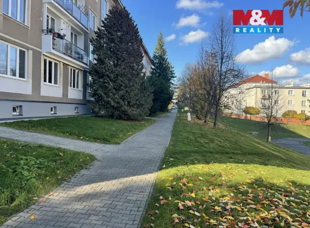 Prodej bytu 3+1, Neratovice, Dr. E. Beneše, 70 m2