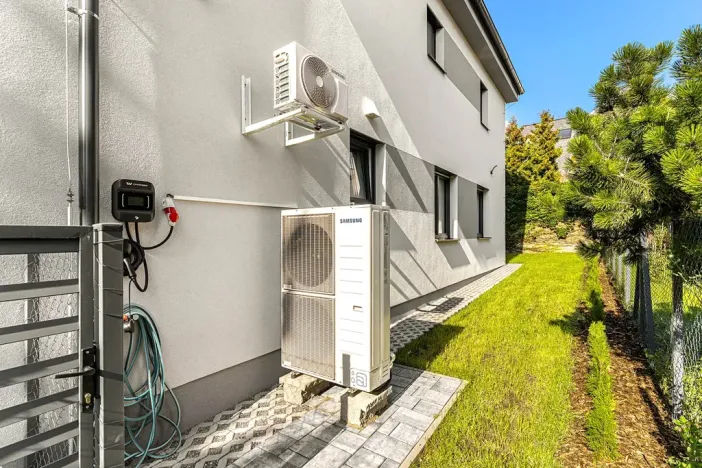 Pronájem rodinného domu, Praha - Řepy, Otlíkovská, 125 m2