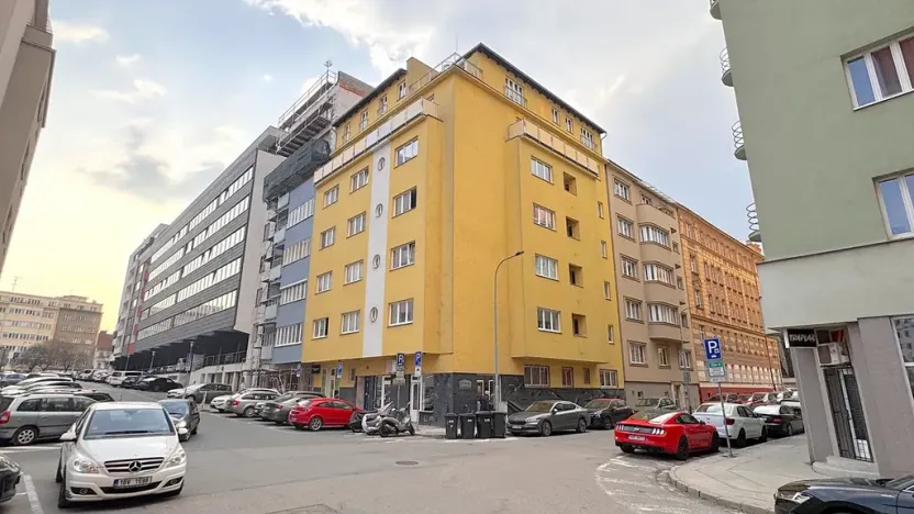 Pronájem bytu 1+1, Brno, Mezírka, 43 m2