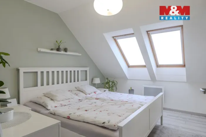 Prodej bytu 3+1, Zlín - Kudlov, Žlutá, 83 m2