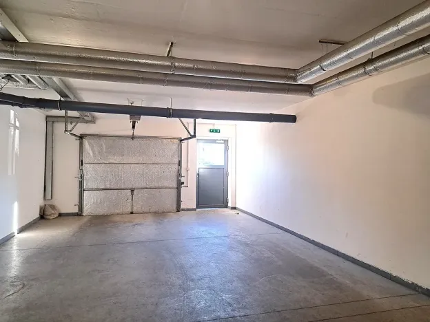 Pronájem garážového stání, Zlín, Podlesí V, 17 m2