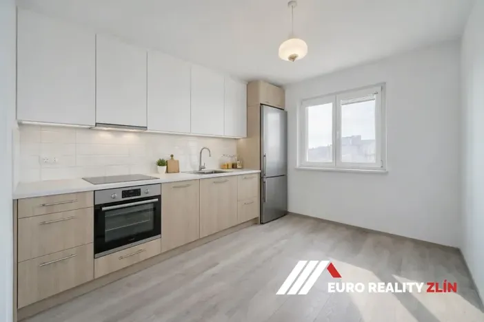 Prodej bytu 2+1, Zlín, Benešovo nábřeží, 56 m2