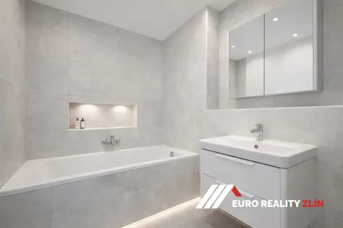 Prodej bytu 2+1, Zlín, Benešovo nábřeží, 56 m2