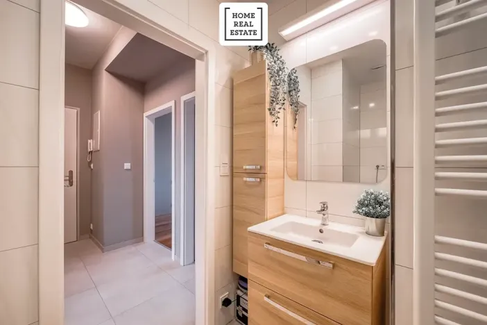 Prodej bytu 2+kk, Praha - Strašnice, Černokostelecká, 40 m2