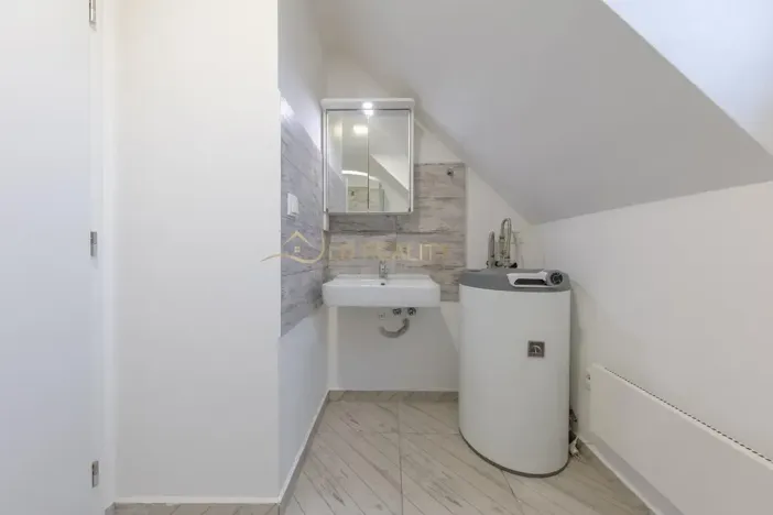 Prodej rodinného domu, Olomouc, Husitská, 210 m2