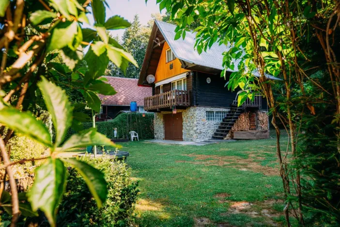 Prodej chaty, Černošín - Ostrovce, 80 m2