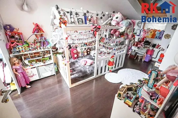 Prodej rodinného domu, Praha - Újezd nad Lesy, Lutínská, 18 m2