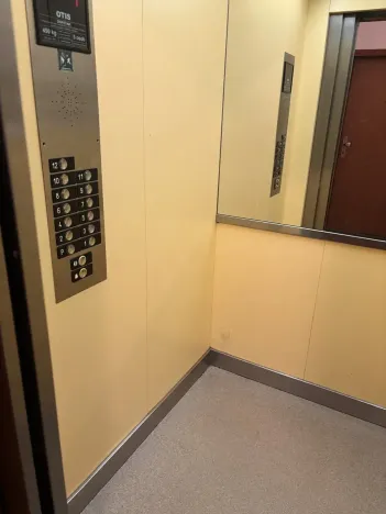 Prodej bytu 1+1, Liberec, Sametová, 40 m2