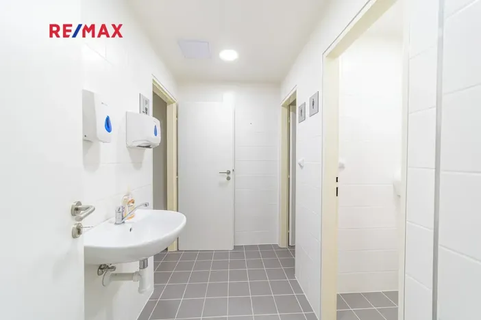 Prodej obchodního prostoru, Králíky, 5. května, 519 m2