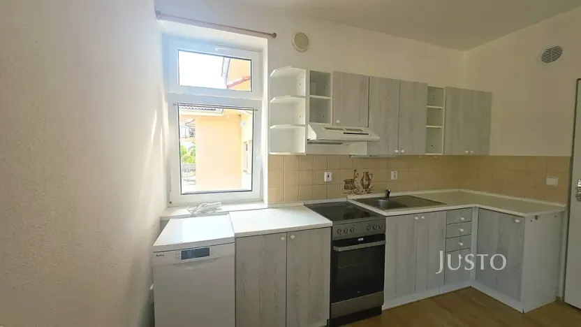 Pronájem bytu 1+kk, Písek, Krokova, 42 m2