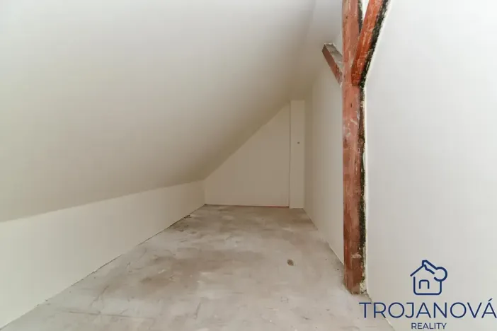 Prodej rodinného domu, Benešov, Nezvalova, 250 m2