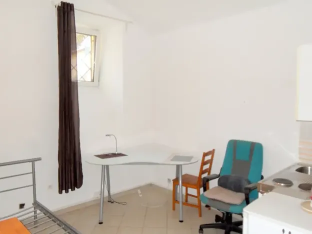 Pronájem komerční nemovitosti, Praha - Vinohrady, Lužická, 18 m2