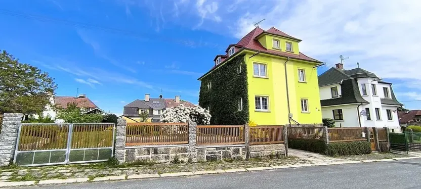 Prodej vícegeneračního domu, Aš, Květnová, 330 m2