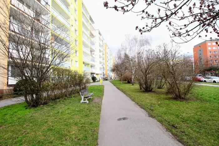 Pronájem bytu 2+kk, Praha, Novodvorská, 40 m2