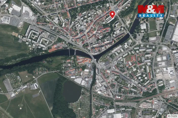 Pronájem atypického bytu, Strakonice - Strakonice I, Mlýnská, 92 m2