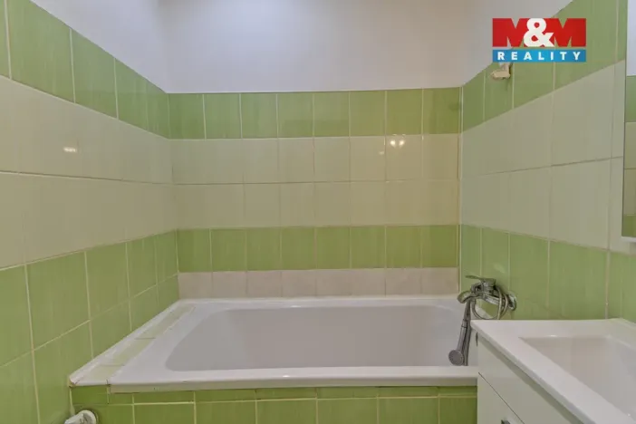 Prodej bytu 2+1, Valašské Meziříčí - Krásno nad Bečvou, Na Šištotě, 52 m2