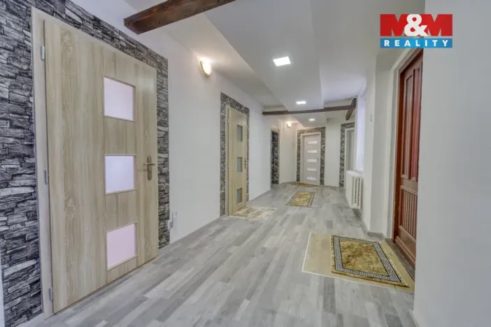 Prodej rodinného domu, Čečovice, 178 m2