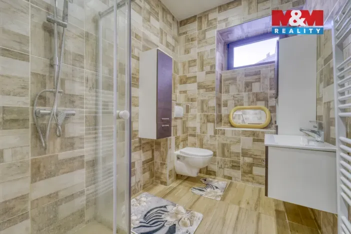 Prodej rodinného domu, Čečovice, 178 m2