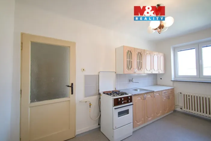 Pronájem bytu 3+1, Rožnov pod Radhoštěm, Náměstí Míru, 70 m2