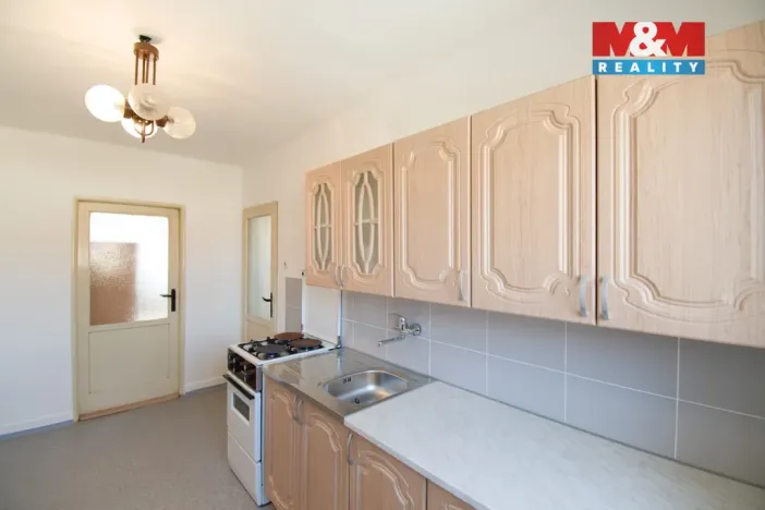 Pronájem bytu 3+1, Rožnov pod Radhoštěm, Náměstí Míru, 70 m2