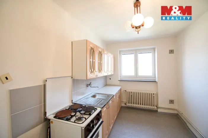 Pronájem bytu 3+1, Rožnov pod Radhoštěm, Náměstí Míru, 70 m2