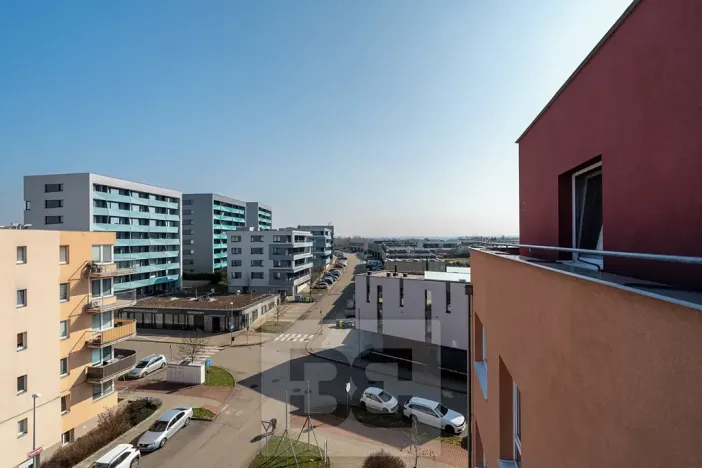 Pronájem bytu 1+kk, Praha - Černý Most, Rudolfa Holeky, 38 m2