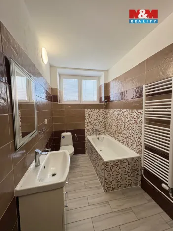 Pronájem bytu 2+1, Krnov - Pod Bezručovým vrchem, Petrovická, 78 m2