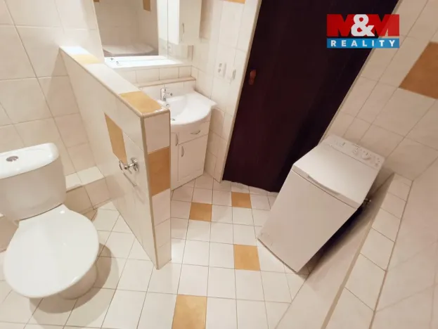 Pronájem bytu 2+kk, Ústí nad Labem, Čechova, 48 m2