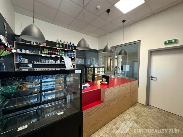 Pronájem restaurace, Zlín, třída Tomáše Bati, 18 m2