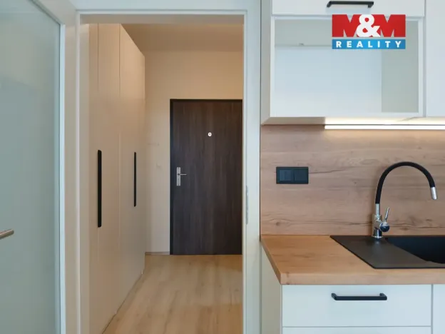 Pronájem bytu 1+kk, Opava - Předměstí, Císařského pluku, 37 m2