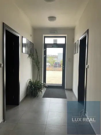 Pronájem kanceláře, Brno, Úlehlova, 110 m2