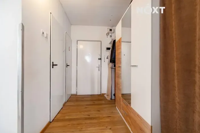 Prodej bytu 2+kk, Praha - Prosek, Prosecká, 41 m2