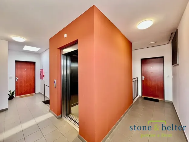 Pronájem bytu 4+kk, Praha - Michle, Hadovitá, 105 m2