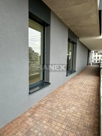 Pronájem obchodního prostoru, Praha - Hloubětín, Laponská, 73 m2