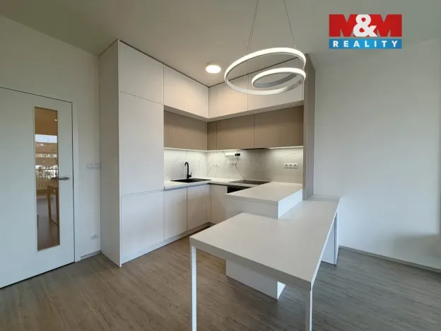 Pronájem bytu 2+kk, Brno, Střední, 49 m2