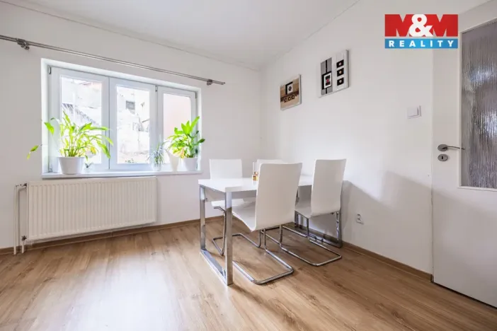 Prodej rodinného domu, Vodochody, U Studánky, 135 m2