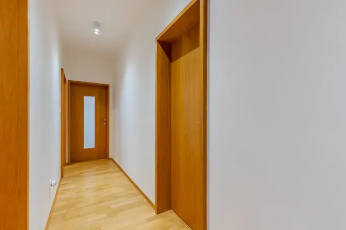 Pronájem bytu 5+kk, Praha - Podolí, Na hřebenech II, 172 m2