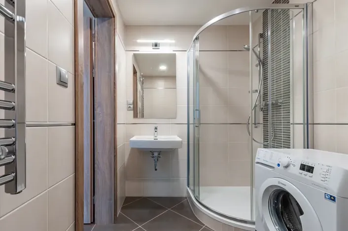 Pronájem bytu 1+kk, Praha - Vysočany, Sokolovská, 28 m2